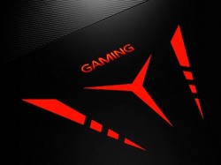 Gamer asztalok az irodában, dolgozószobában